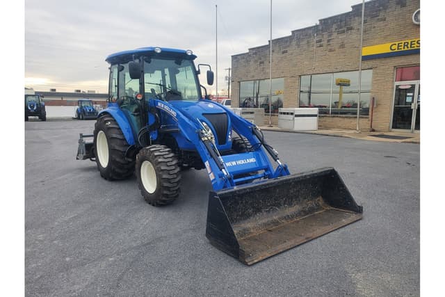 Image of New Holland Boomer 35 equipment image 2