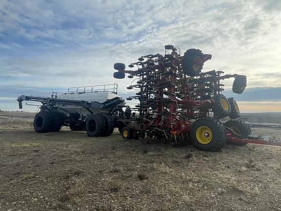 Image of Bourgault 3335 equipment image 2