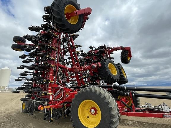 Image of Bourgault 3335 equipment image 2