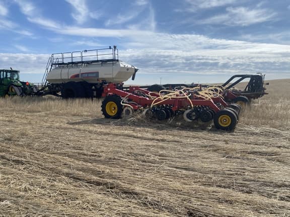 Image of Bourgault 3720 equipment image 4
