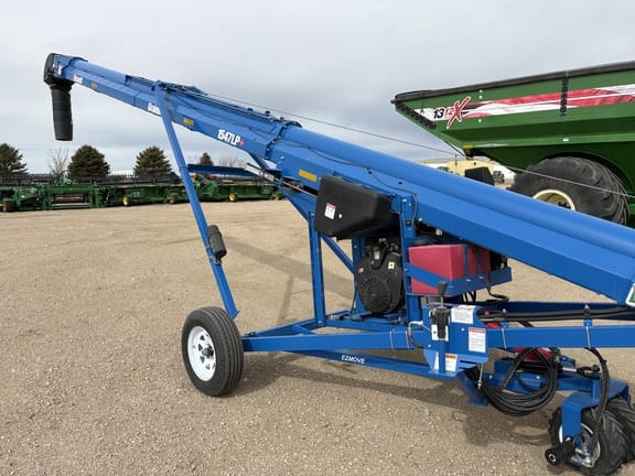 2022 Brandt 1547LP+ Equipment Image0