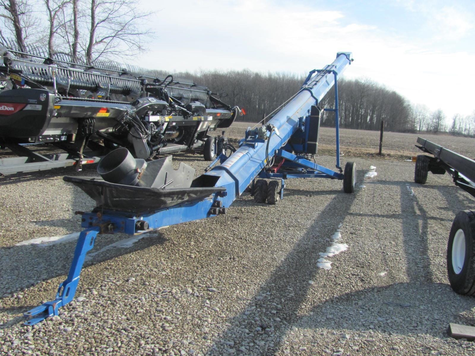 2022 Brandt 1547LP+ Equipment Image0