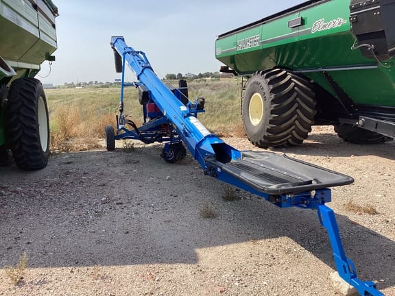 2022 Brandt 1547LP+ Equipment Image0