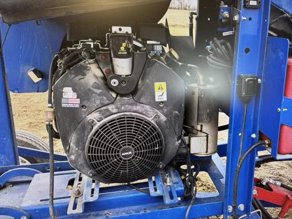 Image of Brandt GrainBelt 1547LP equipment image 2