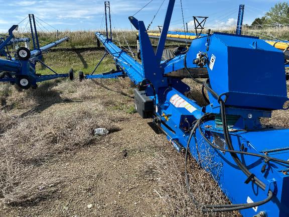 2022 Brandt 1590A Equipment Image0