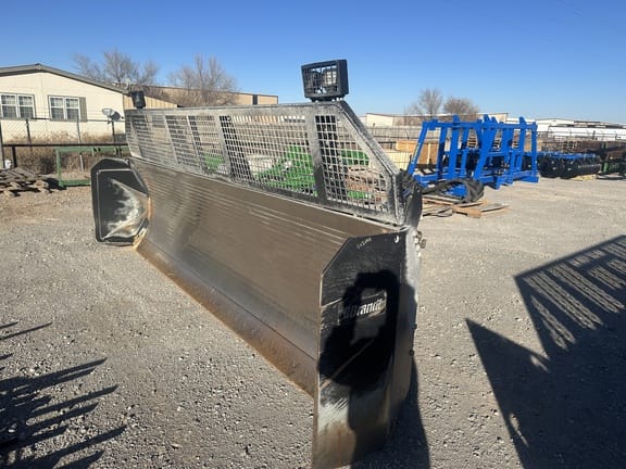 Main image Brandt 6 Way Blade