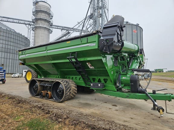 2022 Brent 1196 Equipment Image0