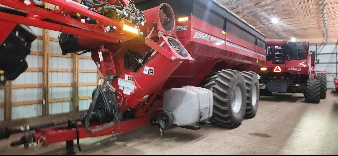 2022 Brent 1596 Equipment Image0