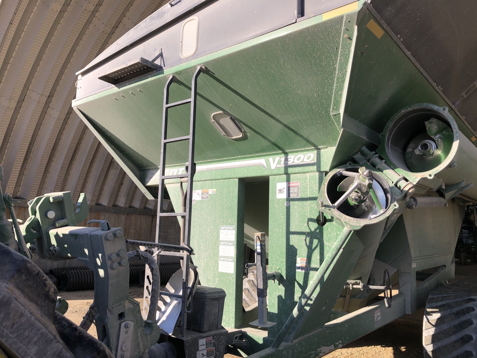 2022 Brent V1300 Equipment Image0