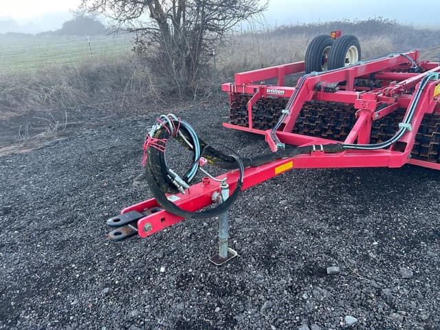 Image of Brillion MLC1483 equipment image 1