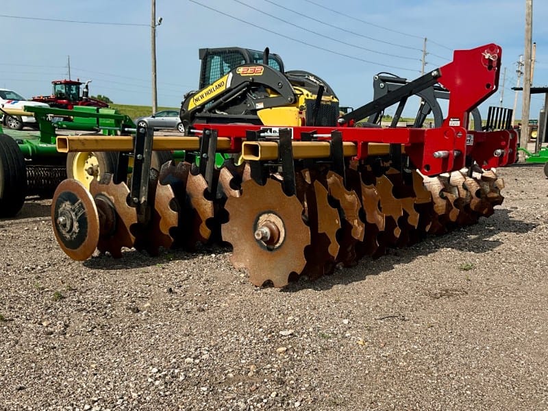2022 Brown BDH-1100-3022 Equipment Image0