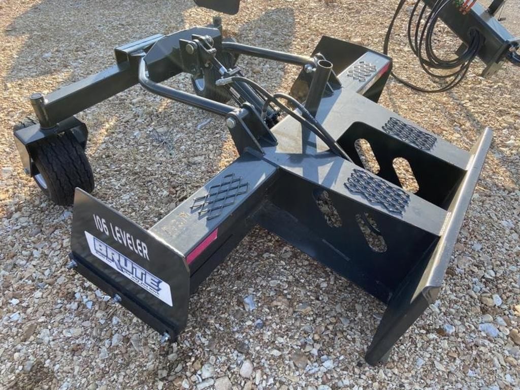 2022 Brute 106 Leveler Equipment Image0