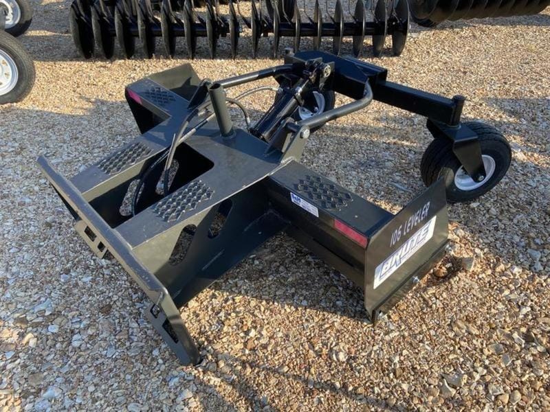 2022 Brute 106 Leveler Equipment Image0