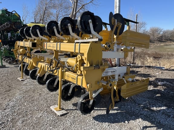 2022 Buffalo 6300 Equipment Image0