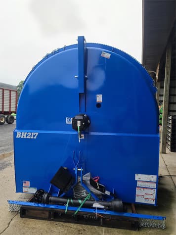Main image Bush Hog BH217