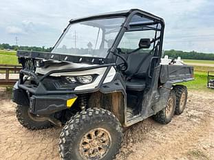 2022 Can-Am Defender HD10 6x6 Equipment Image0