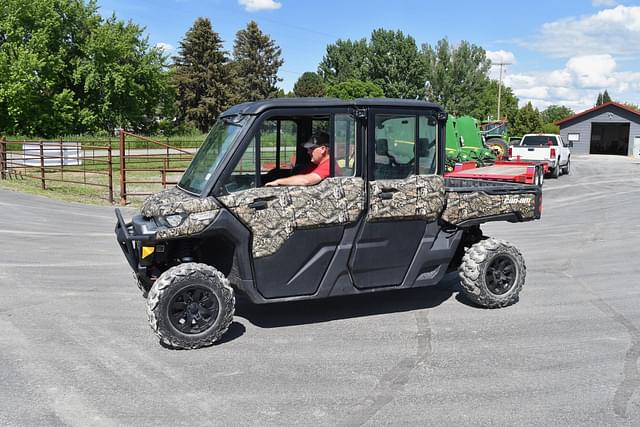 Image of Can-Am Defender 1000 equipment image 1