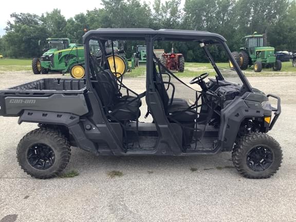 Image of Can-Am Defender XT equipment image 3