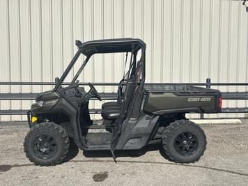 Main image Can-Am Defender XT HD8
