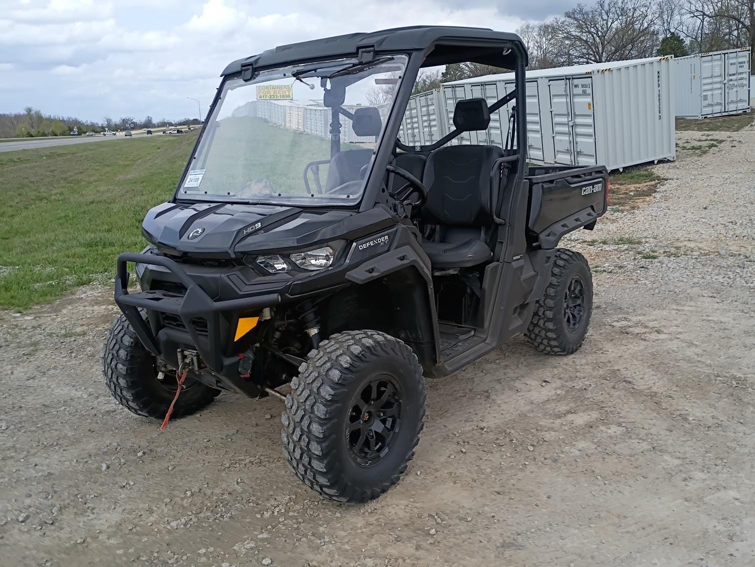 2022 Can-Am Defender XT HD9 Equipment Image0