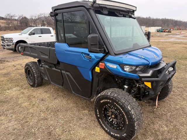 Image of Can-Am HD10 equipment image 1