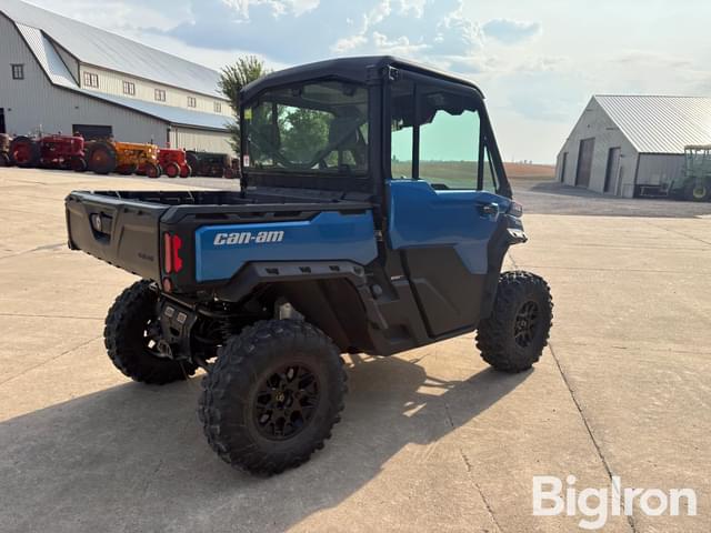 Image of Can-Am HD10 equipment image 4