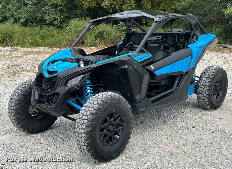2022 Can-Am Maverick DS Equipment Image0
