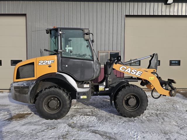 Image of Case 221F equipment image 1