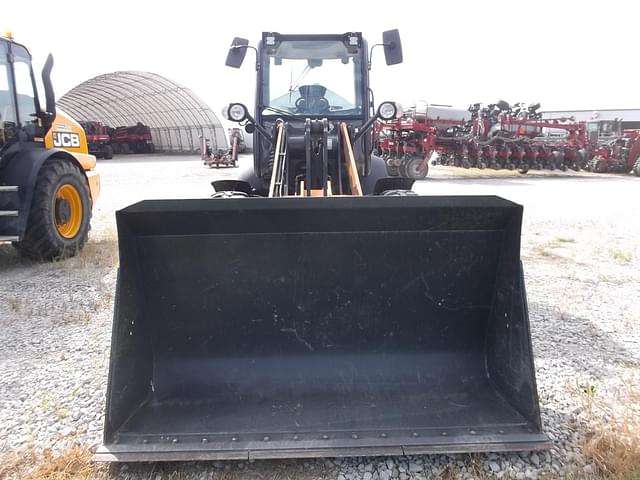 Image of Case 321F equipment image 3