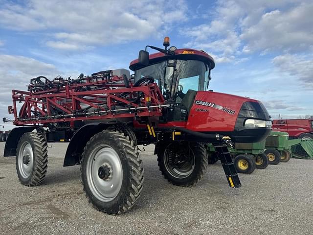 Image of Case IH Patriot 4440 equipment image 3