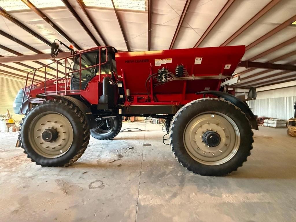 2022 Case IH 5550 Trident Equipment Image0