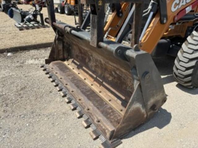 Image of Case 580 Super N WT equipment image 3