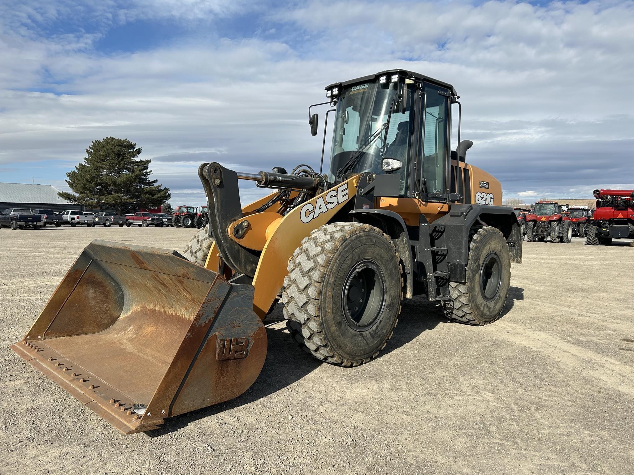 2022 Case 621G Equipment Image0