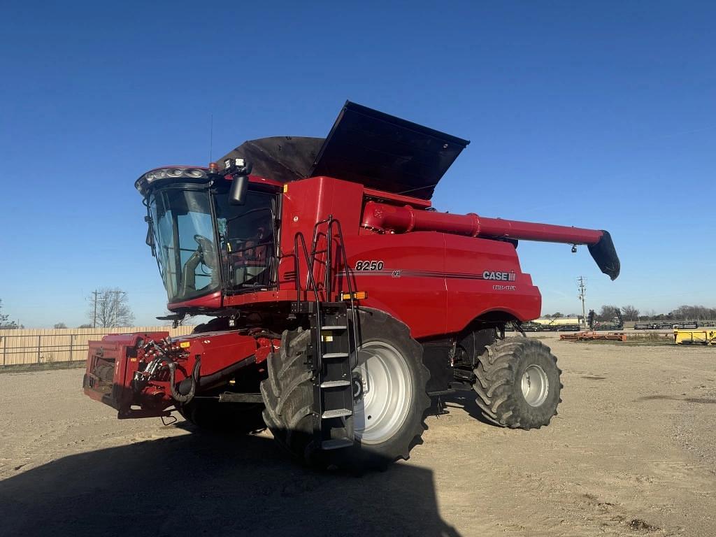 Image of Case IH 8250 Primary image