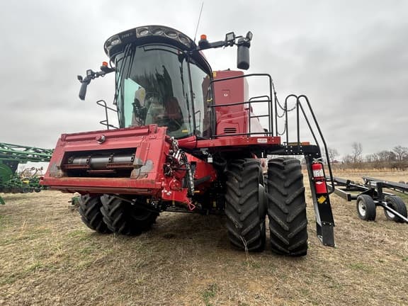 Image of Case IH 8250 equipment image 2