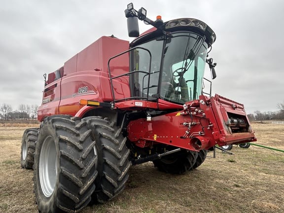 2022 Case IH 8250 Equipment Image0