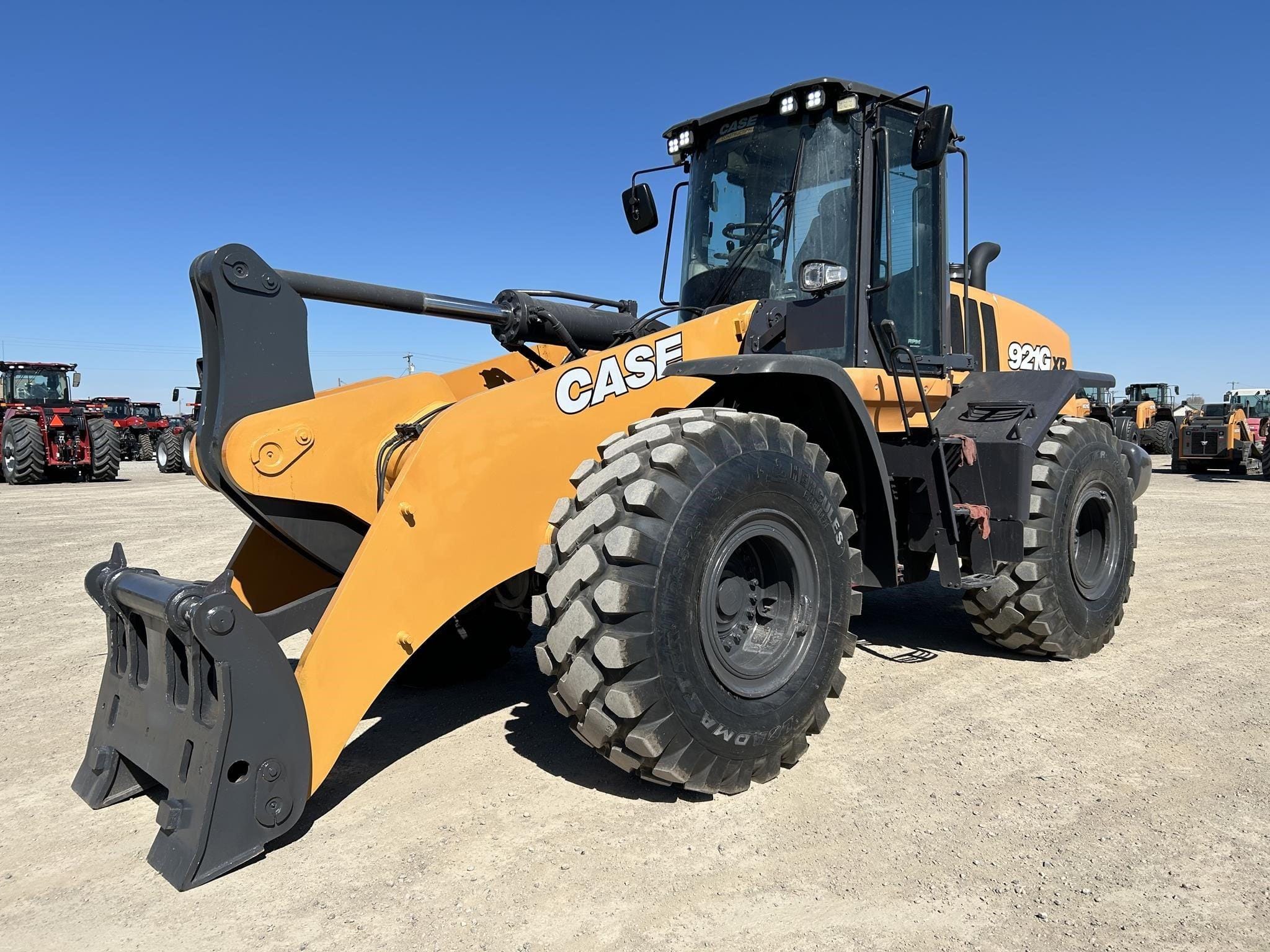 2022 Case 921G XR Equipment Image0