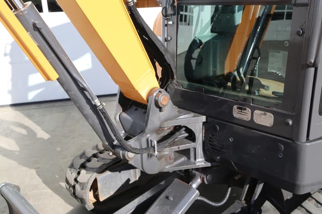 Image of Case CX37C equipment image 2