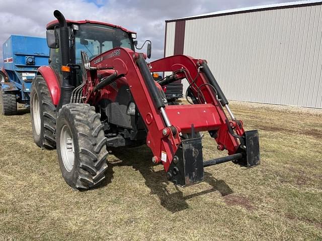 Image of Case IH Farmall 120C equipment image 3