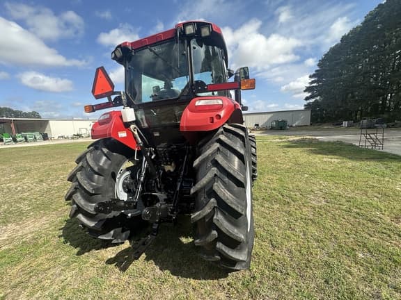 Image of Case IH Farmall 130A equipment image 3