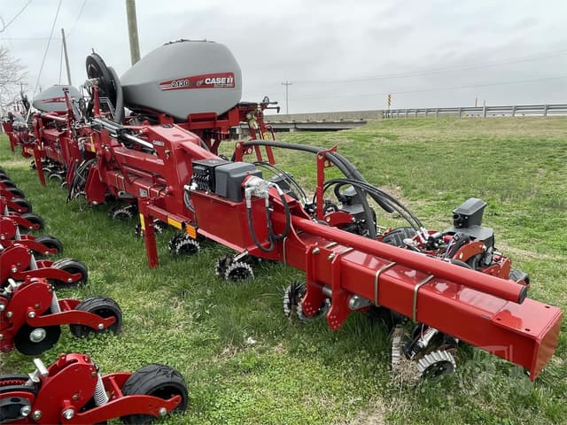 Image of Case IH 2130 equipment image 2