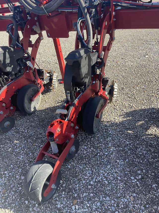 Image of Case IH 2130 equipment image 4