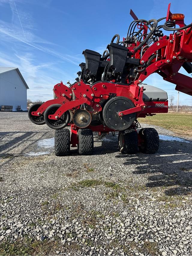 Image of Case IH 2140 equipment image 2