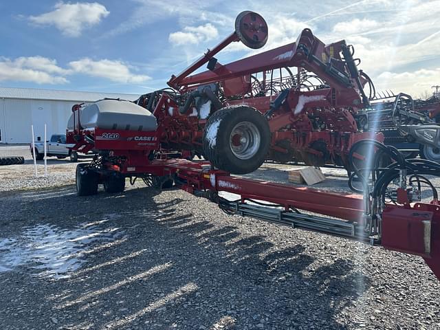 Image of Case IH 2140 equipment image 1