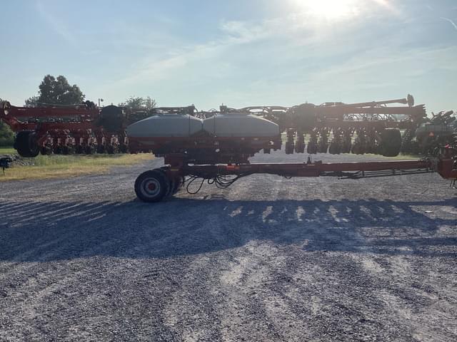 Image of Case IH 2140 equipment image 1