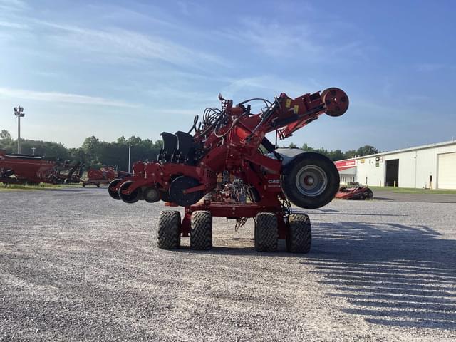 Image of Case IH 2140 equipment image 3