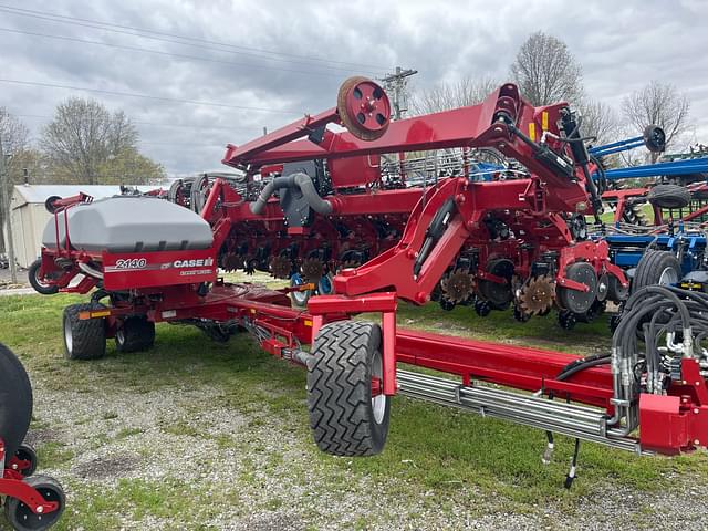 Image of Case IH 2140 equipment image 1