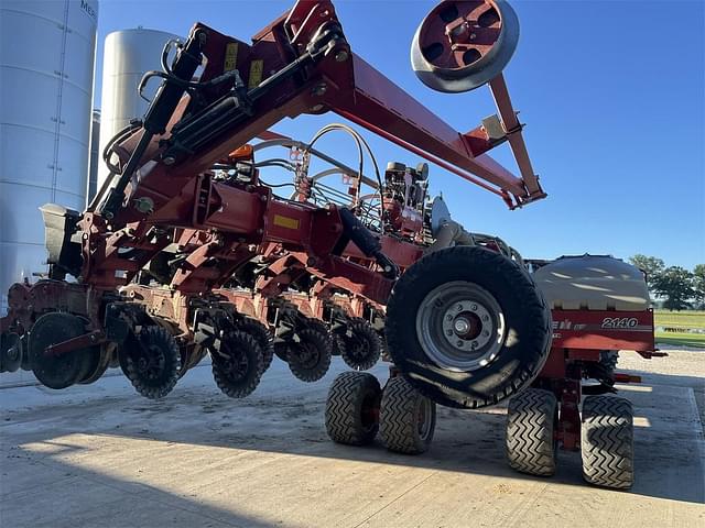 Image of Case IH 2140 equipment image 1