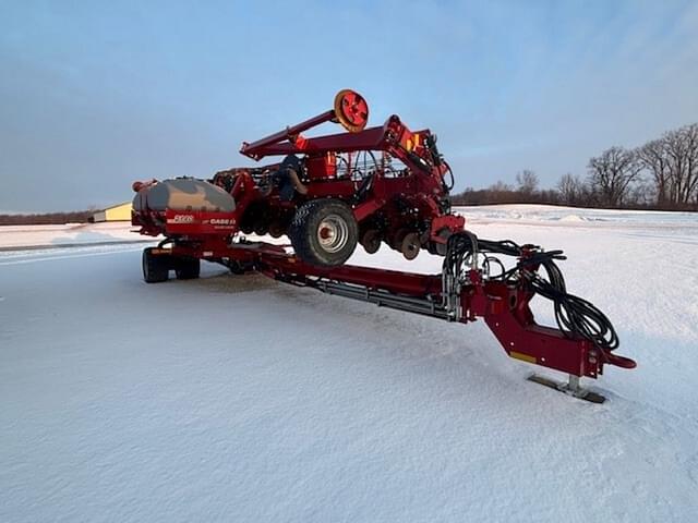 Image of Case IH 2140 equipment image 2