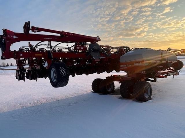 Image of Case IH 2140 equipment image 4